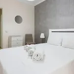 Apartamento Jaune - 50 Meters To The - Quarteira *